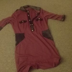 2 Be dress. Mid-lengh. With belt